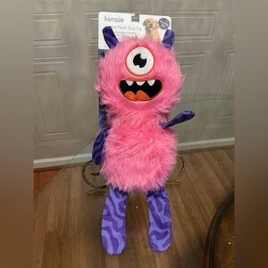Brand New Kensie Jumbo Monster Dog Toy 19” Clinker & squeaker